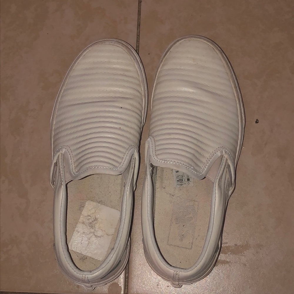 I’m selling only worn once vans (limited edition)